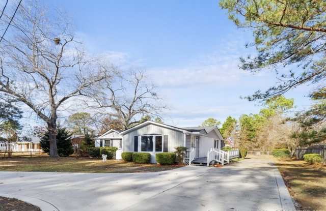 8424 King Road - 8424 King Road, Fayetteville, NC 28306