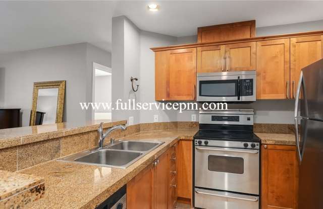 123 Queen Anne Ave N Apt 201