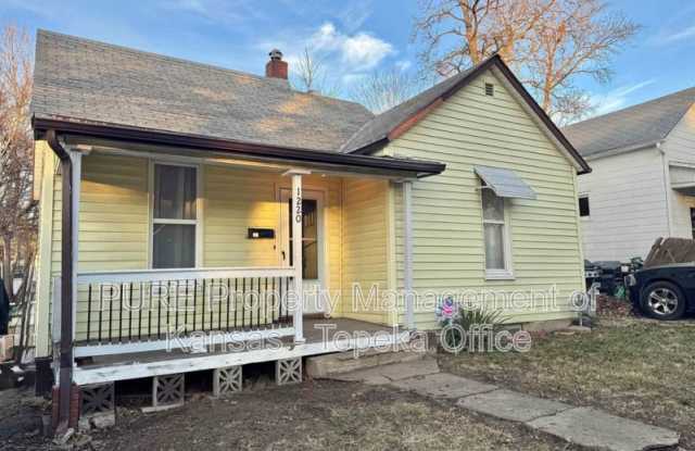 Photo of 1220 SW Harvey Place