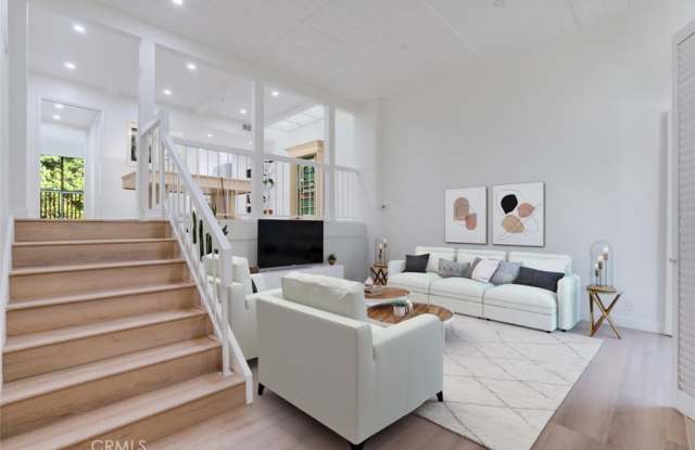23471 Park Sorrento