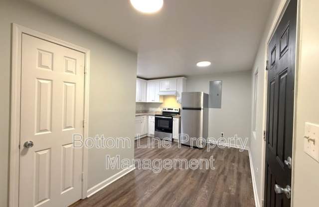 919 1/2 Arlington Ave