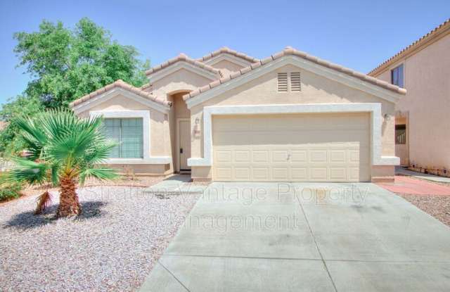 23820 W Desert Bloom St