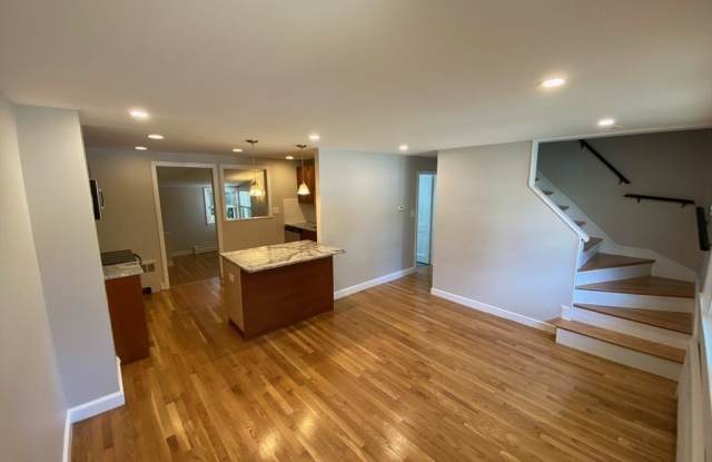 25 Neillian Street unit: 25