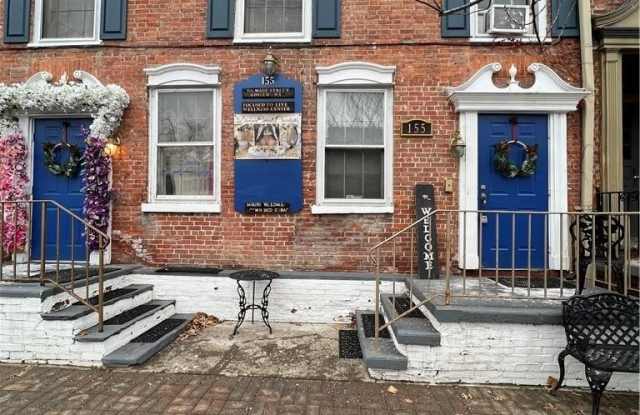 155 Main Street unit: 7