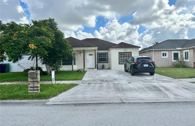 15501 SW 143rd Ave - 15501 Southwest 143rd Avenue, Richmond West, FL 33177