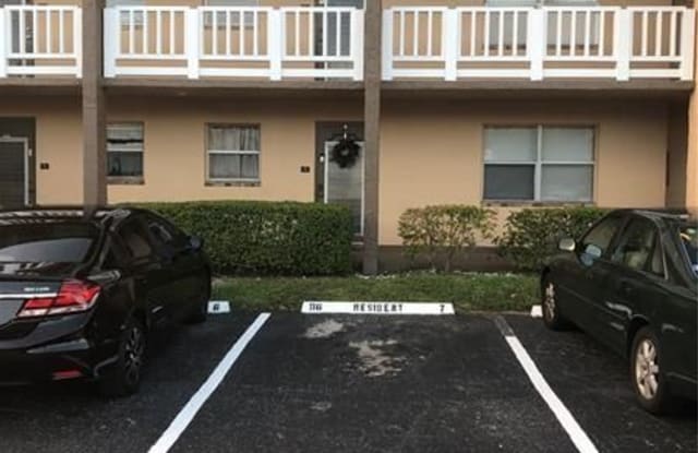 9380 Sunrise Lakes Blvd #104 - 9380 Sunrise Lakes Boulevard, Sunrise, FL 33322