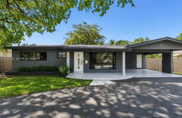 400 NW 30th Ct