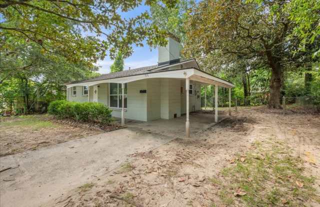 3-Bedroom Home Near Memorial Hospital