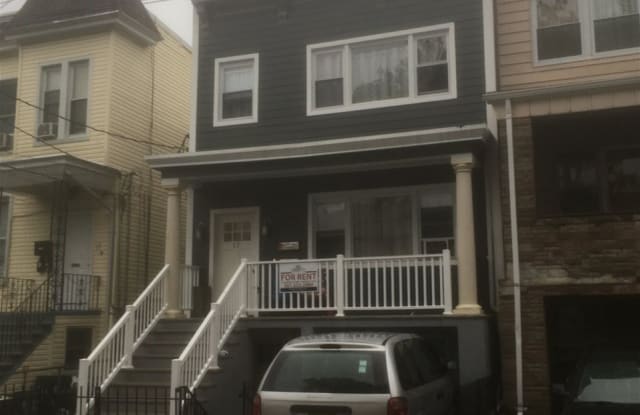 17 IRVING ST - 17 Irving Street, Jersey City, NJ 07307