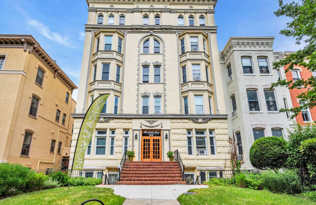 Photo of John Jay Apartments