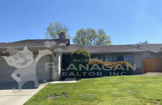 3686 Dove Court