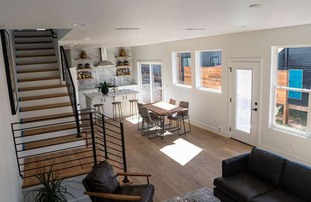 688 South Willow Avenue