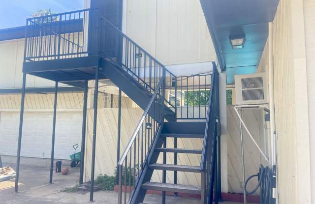 Photo of 406 Longshadow Rd