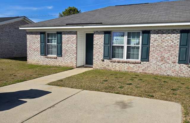 Cute two bedroom apartment for rent!