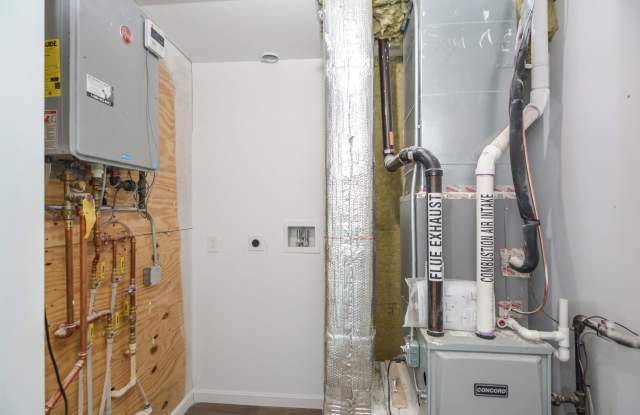 155 Crescent Street - 5