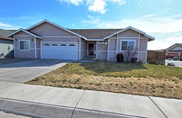 940 Jessica Lane - 940 Jessica Lane, Fernley, NV 89408