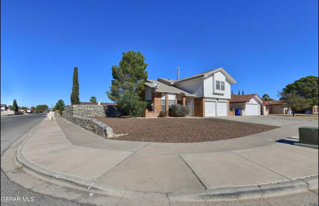 2417 Robert Wynn Street