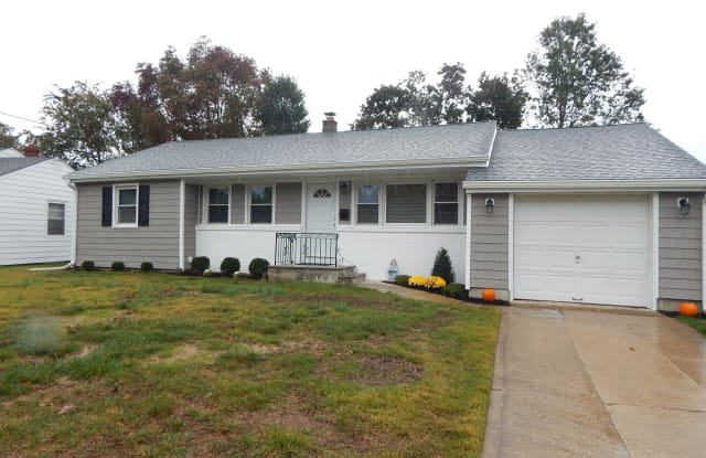 174 MAPLE SHADE AVENUE - 174 Mapleshade Avenue, Hamilton Square, NJ 08690