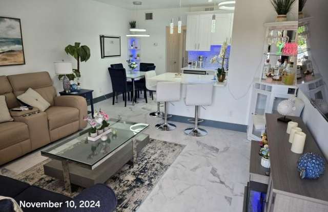 Photo of 2909 Middle River Dr