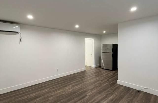 Photo of 475 Ali Baba Avenue Unit 04