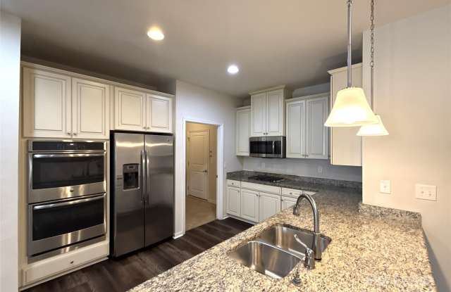 11060 Discovery Drive NW