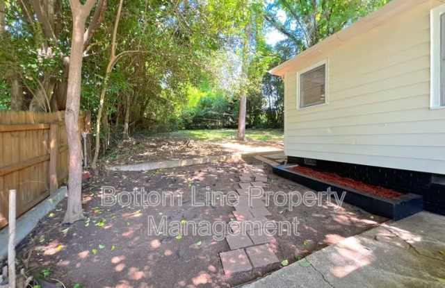 3141 Columbus Circle