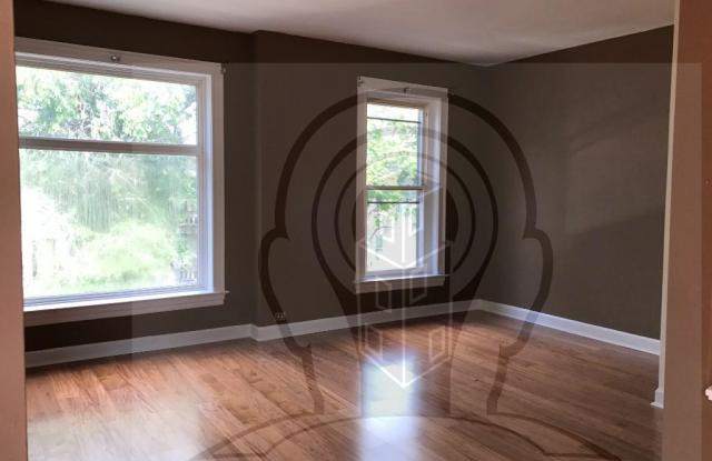 Photo of 1317 NORTH MAPLEWOOD AVE.