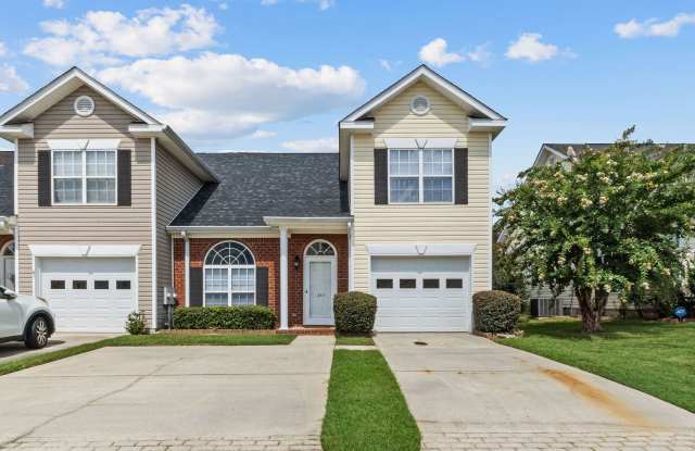 Immaculate townhome in Bay Hill