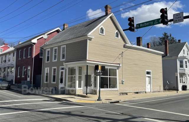 200 N Mulberry Street