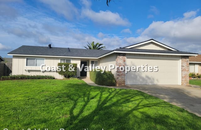 18667 Eisenhower St. - 18667 Eisenhower Street, Salinas, CA 93906