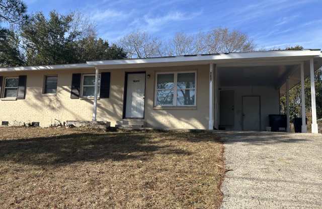 1437 Ridgewood Drive