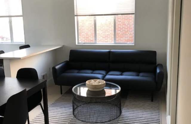 4206 Washington Boulevard