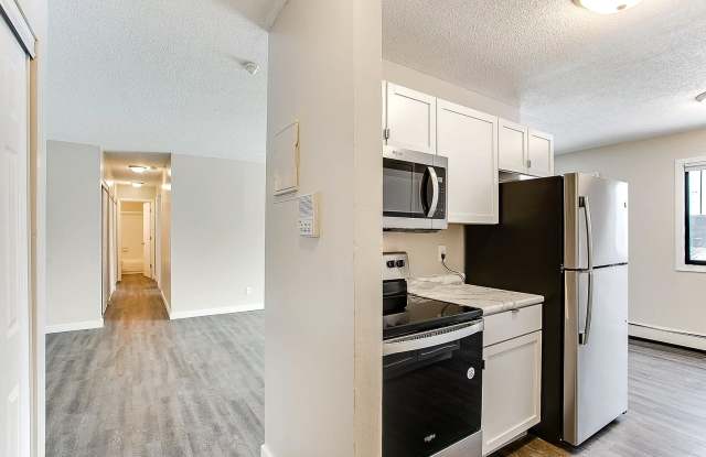 8050 Northeast Central Avenue - 100