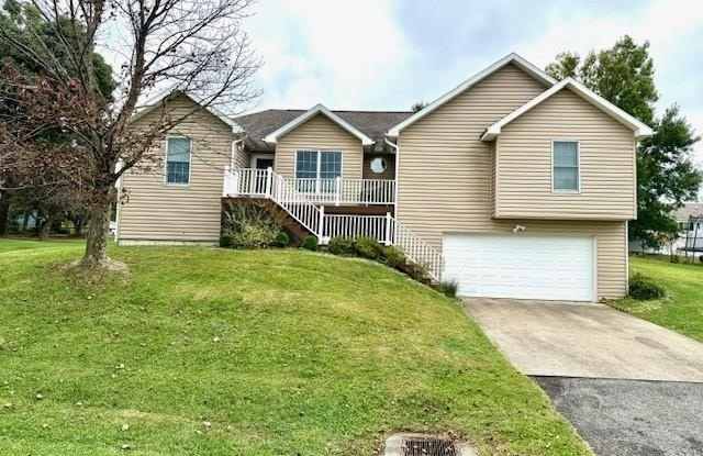 1392 Bennett Drive