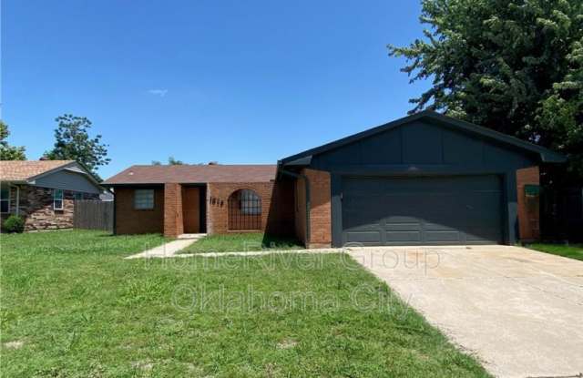 1029 Cambridge Dr