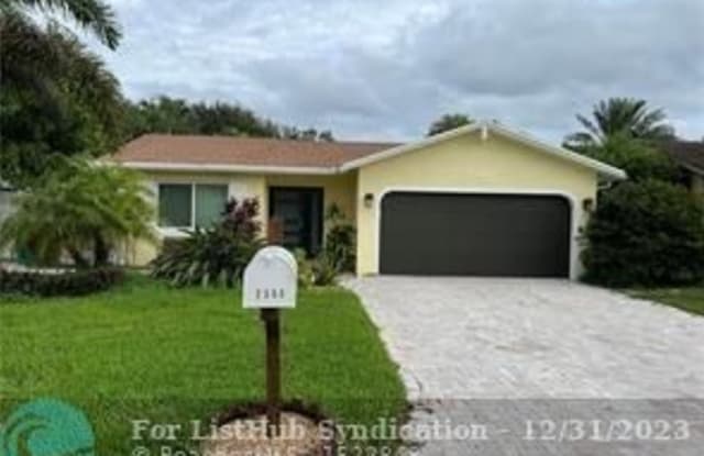 2353 NW 98th Ter - 2353 Northwest 98th Terrace, Coral Springs, FL 33065