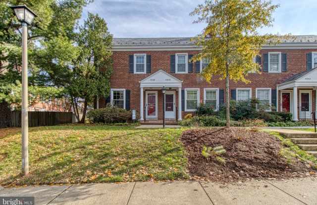 Photo of 4638 30TH ROAD S
