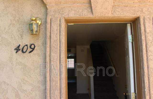 409 Holcomb Ave