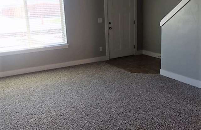 1447 North 400 West - 102