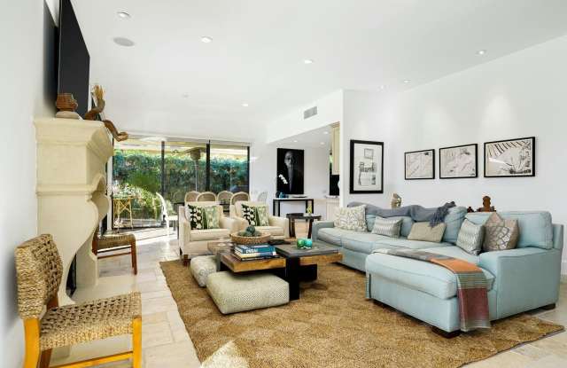 Photo of 7 Princeton Drive