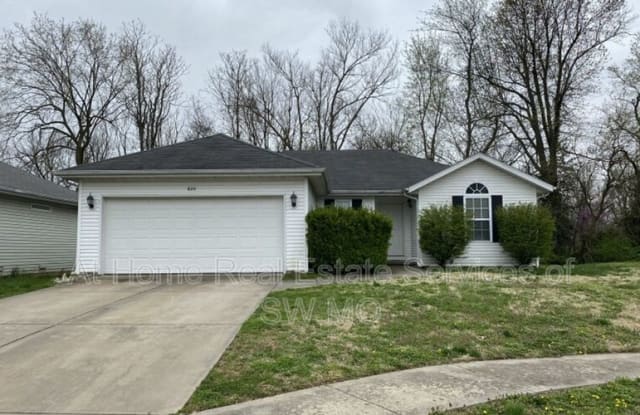 820 W Delmar - 820 West Delmar Street, Springfield, MO 65807