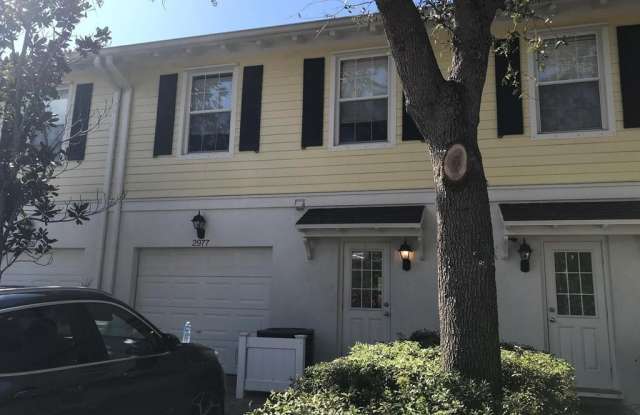 2977 E Community Drive