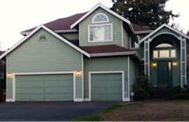 Photo of 1109 N Locust Ln