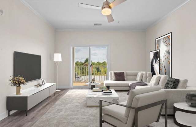 Hawks Landing Luxury Apartments