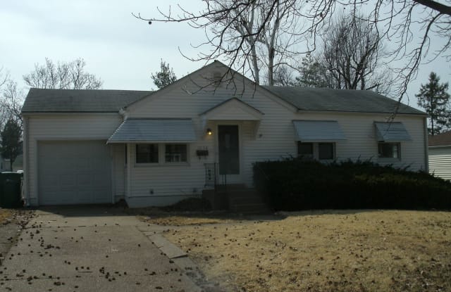 1034 Addison - 1034 Addison Drive, Bellefontaine Neighbors, MO 63137