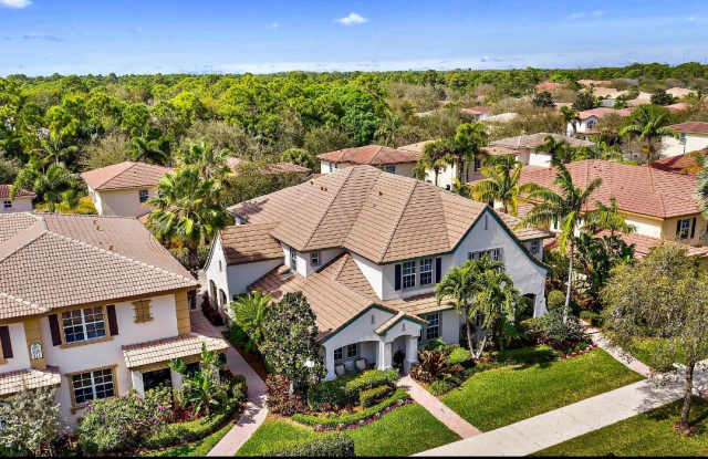 113 Evergrene Parkway