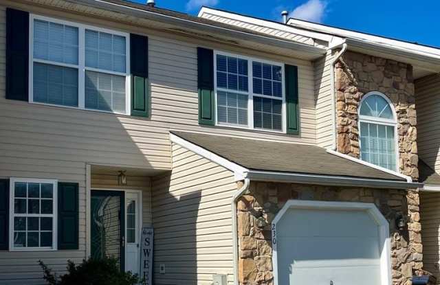 Photo of 230 BECKINGTON CT