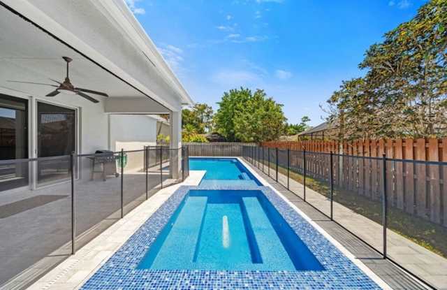 13458 Brixham Street, Wellington, FL 33414