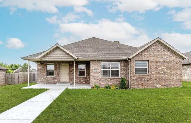 3104 Featherston Road