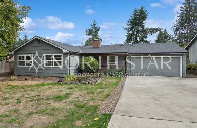 Charming Updated One-Level Home with Spacious Yard in Lake Oswego